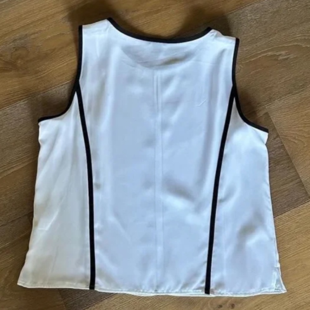 HALOGEN Tipped Sleeveless Top Bright White Jewel Neck Keyhole Blouse Size L - Picture 3 of 9